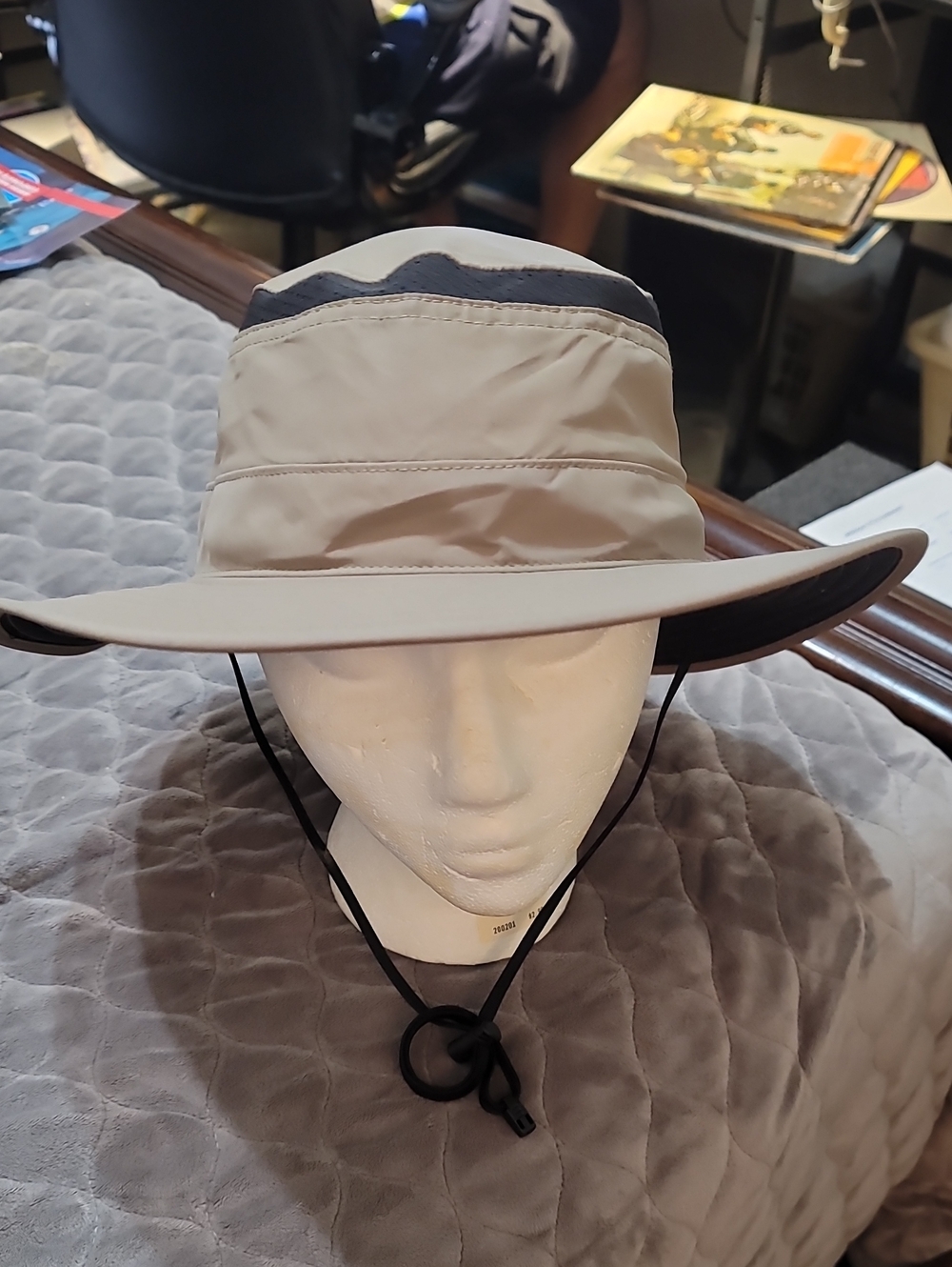 Men's Beige Outdoor Sun Hat with Black Trim — Lightweight UPF Protection